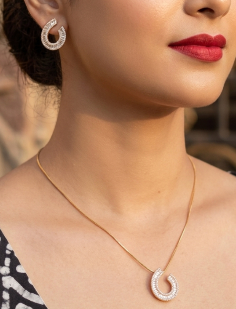 Pendant sets